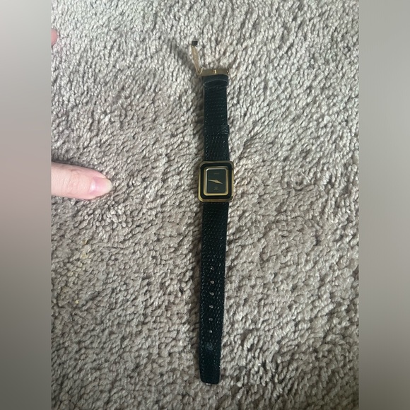Vintage Gucci watch - Picture 1 of 6
